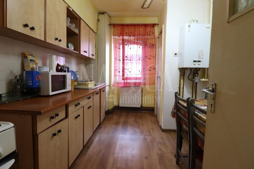Apartament cu 3 camere decomandat în Între Lacuri