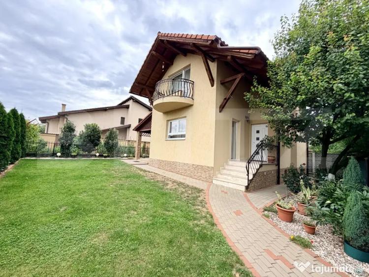 Casă cu 4 camere cu Teren 326 Mp în Cetate
