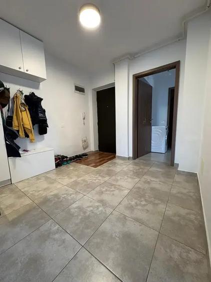 Apartament cu 3 camere decomandat, mobilat în Fundeni