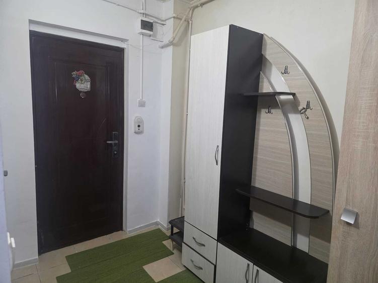 Garsonieră decomandată în Exterior Vest