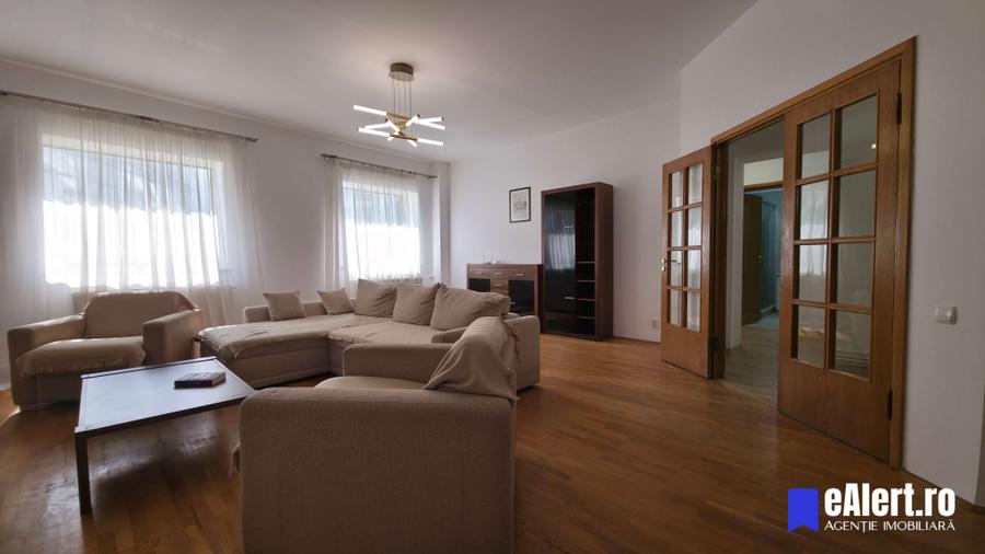 Chirie 3 camere, str. Căuzași 47, Unirii, București 140 mp, decomandat - 4