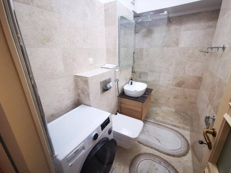 Apartament cu 2 camere semidecomandat în Copou