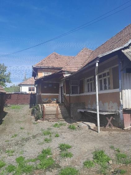 Casă cu 4 camere în Toaca