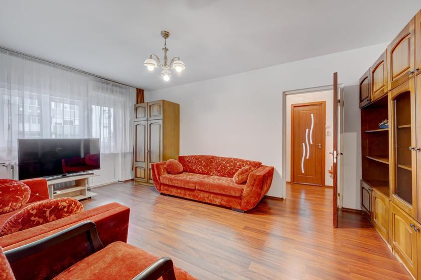 Apartament cu 2 camere semidecomandat, mobilat în Dristor