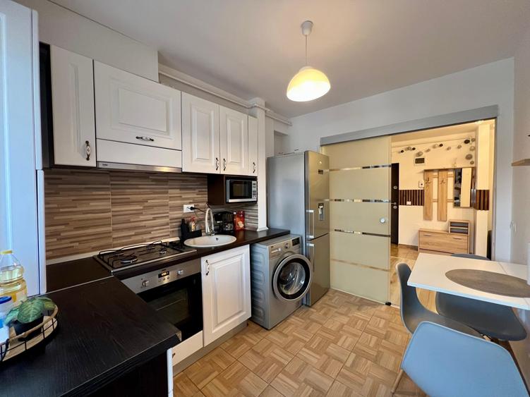 Apartament  cu 3 camere | Parcare inclusă | Str Stejarului | Bloc nou - 10