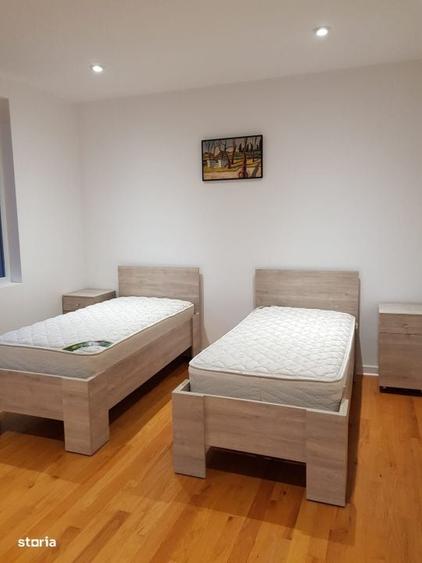 Spațiu comercial, de 450 mp, în Tăuți