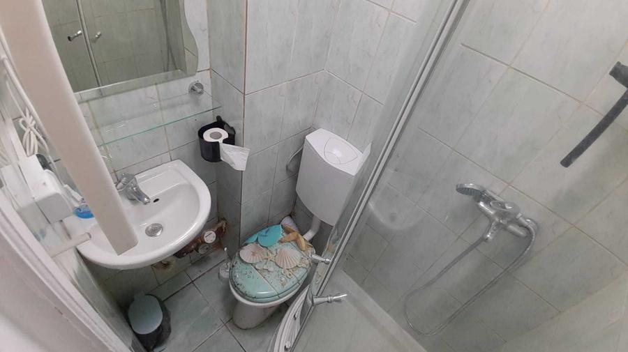 Garsonieră decomandată în Gruia
