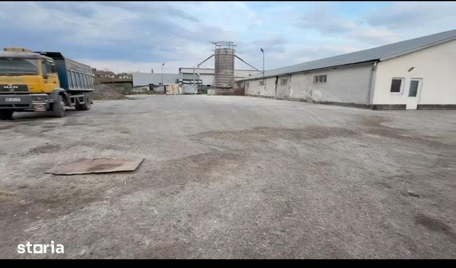 Teren de 17000 mp, în Industrială