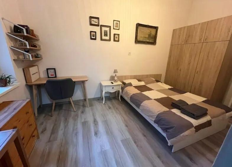 Apartament cu 2 camere decomandat în Sânnicoară