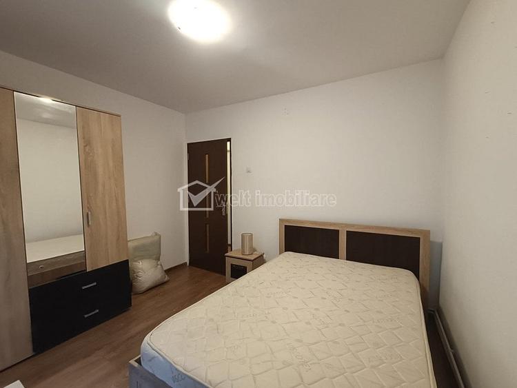 Apartament cu 4 camere decomandat în Zorilor
