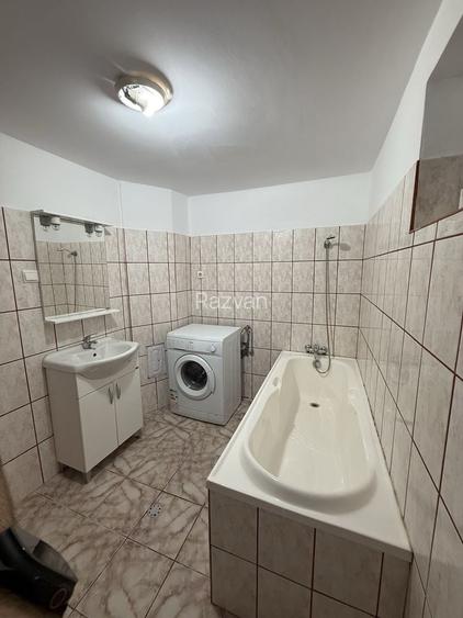 Casa Micalaca de inchiriat 3 camere