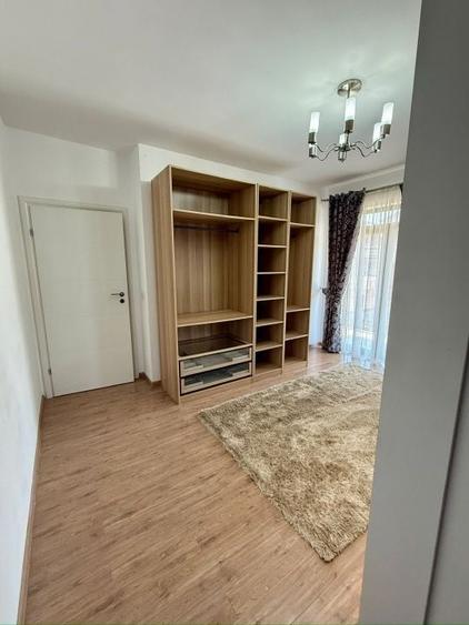 Apartament cu 3 camere decomandat, mobilat în Dobroești