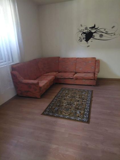 Casă cu 4 camere în Turnu