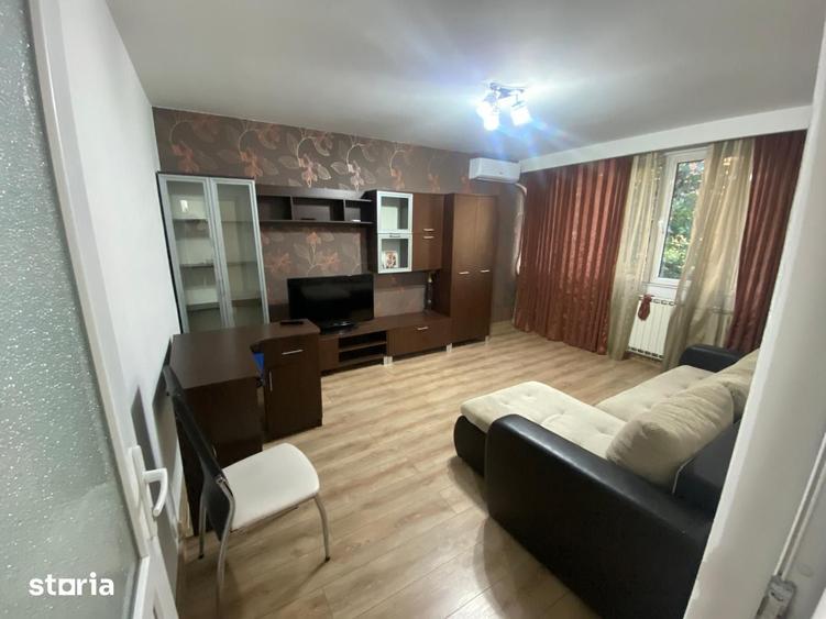 Apartament cu 2 camere decomandat în Cantemir