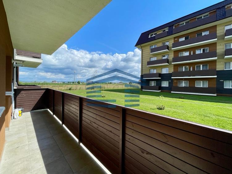 Apartament cu 2 camere decomandat în Sânpetru