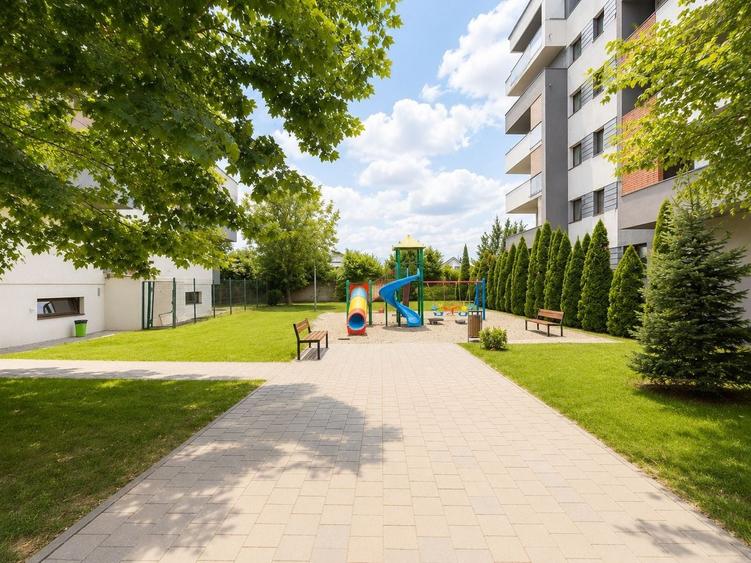 Apartament cu 2 camere decomandat în Europa