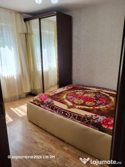 Apartament cu 3 camere în Berceni