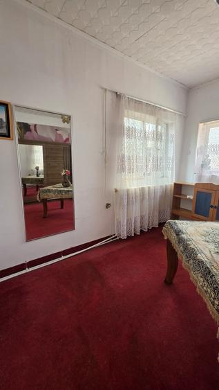 Casă cu 3 camere cu Teren 65 Mp în Central