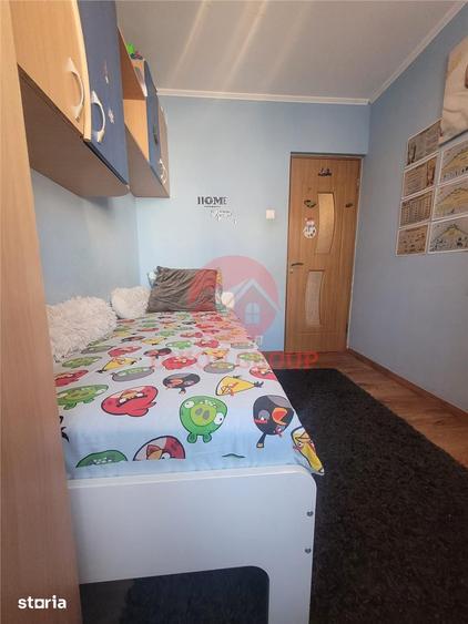 Apartament cu 3 camere, mobilat în Tomis Nord