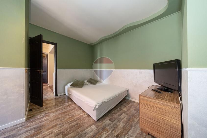 Apartament cu 2 camere semidecomandat, mobilat în Centrul Istoric
