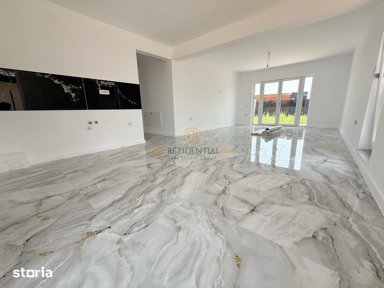Casă cu 3 camere cu Teren 350 Mp în Vidra