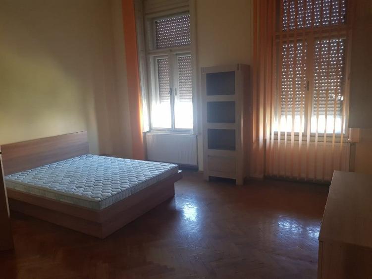Apartament cu 3 camere semidecomandat în Ultracentral