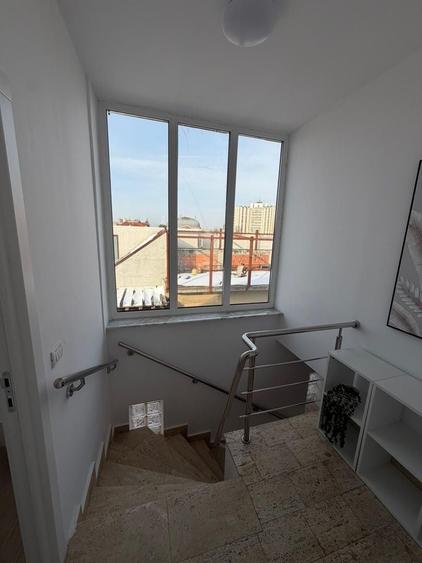 Apartament cu 4 camere decomandat, mobilat în Cotroceni