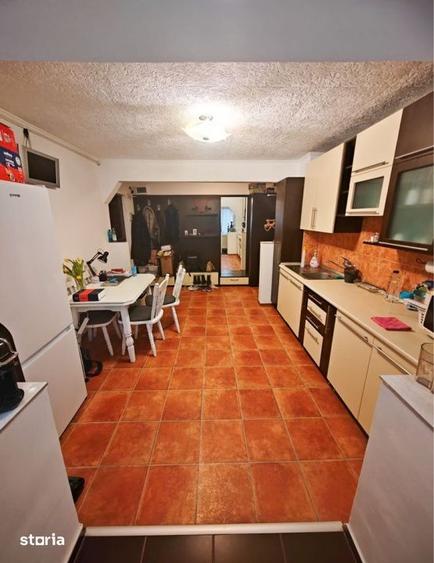 Apartament cu 2 camere decomandat în Carpați 2
