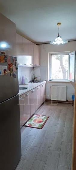 Apartament 3 camere în zona MOGOSOAIA - 3