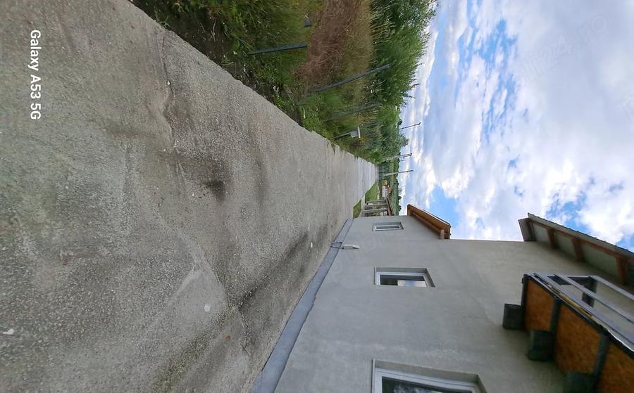 Casă cu Teren 1500 Mp în Central