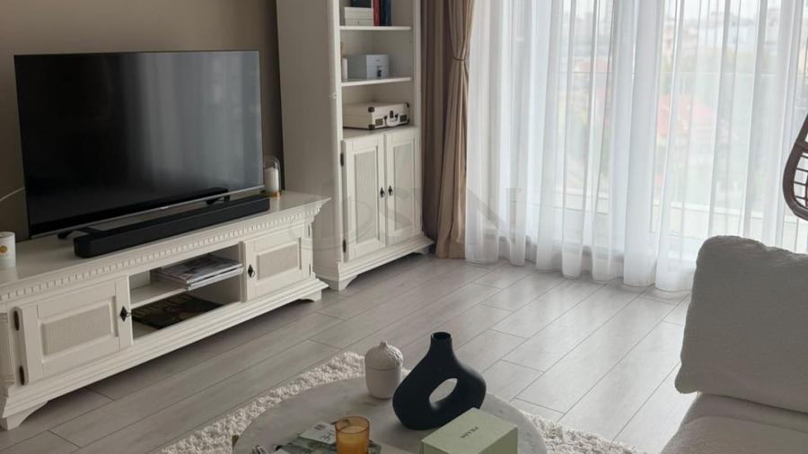 Apartament cu 2 camere decomandat în Mihai Bravu