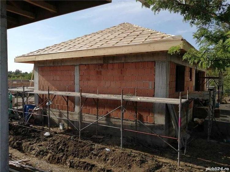 Casă cu 3 camere în Central