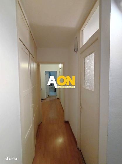 Apartament cu 3 camere decomandat, mobilat în Cetate
