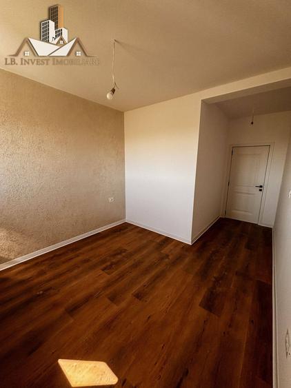 Duplex cu 4 camere cu Teren 300 Mp în Săcălaz