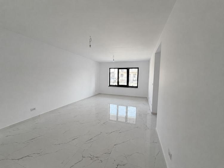 Apartament cu 2 camere decomandat în Cug