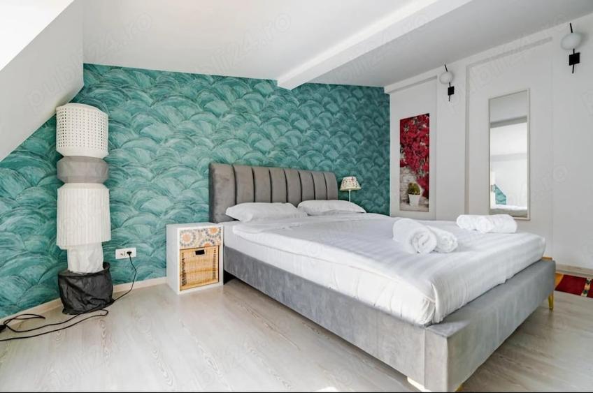 Apartament cu 4 camere semidecomandat în Unirii