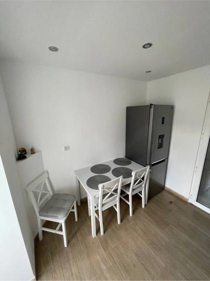Apartament cu 2 camere decomandat în Lipovei