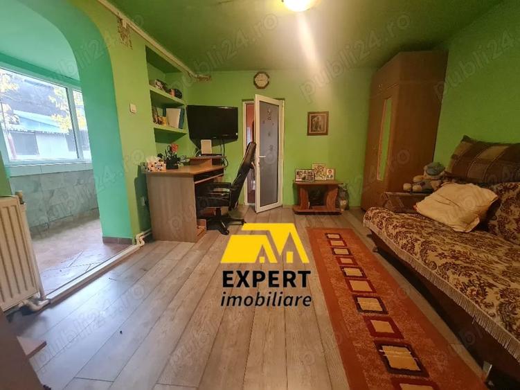 Casă cu 5 camere cu Teren 577 Mp în Brăilița