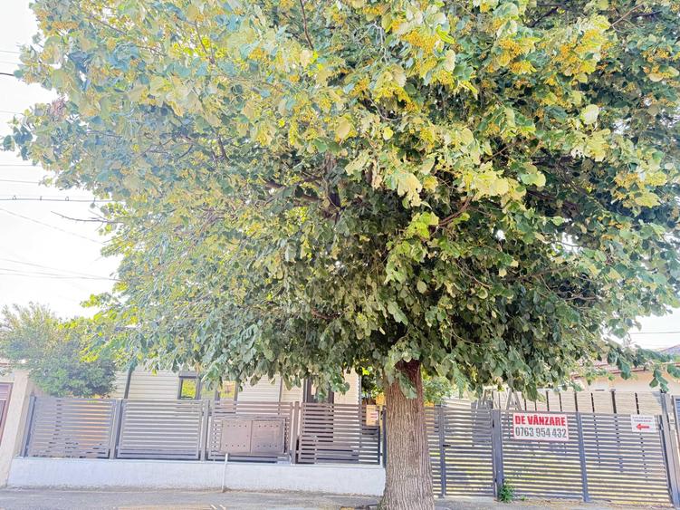 Casă cu 3 camere cu Teren 340 Mp în Central