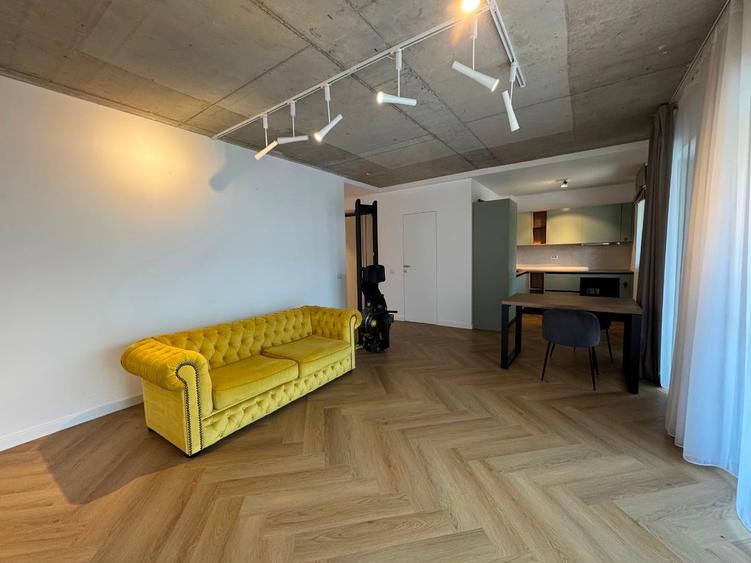 Apartament cu 3 camere decomandat în Barbu Văcărescu