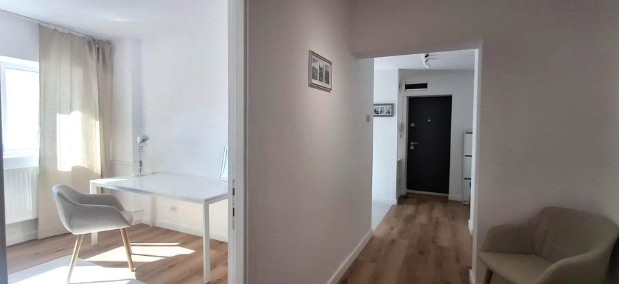 Apartament cu 3 camere decomandat în Titulescu