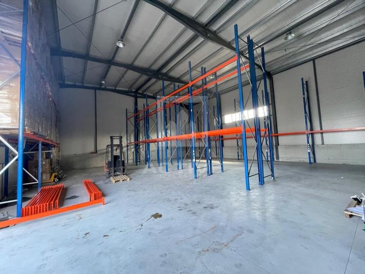 Spațiu industrial, de 330 mp, în Baciu