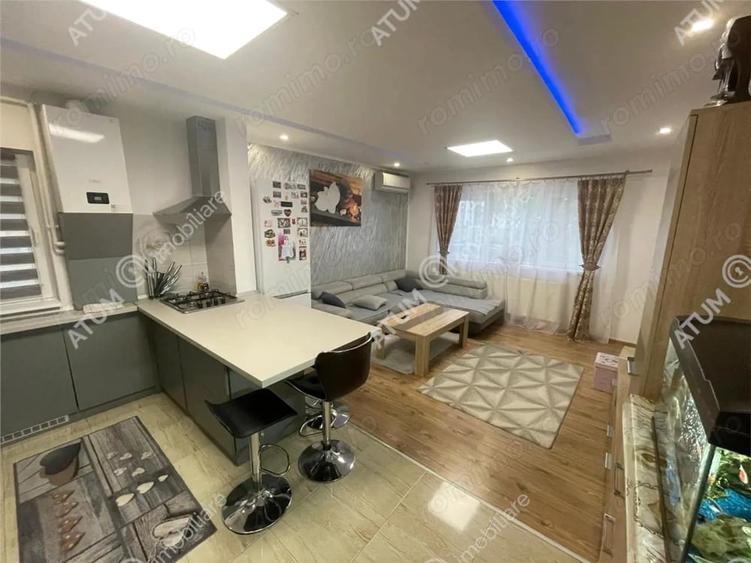 Apartament cu 3 camere decomandat în Central