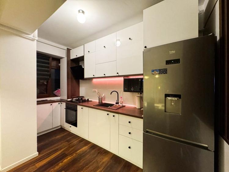 Apartament 3 Camere Tip Penthouse Terasa 192mp Piata Sudului Metrou - 6
