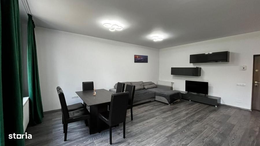 Apartament cu 2 camere semidecomandat în Stupini