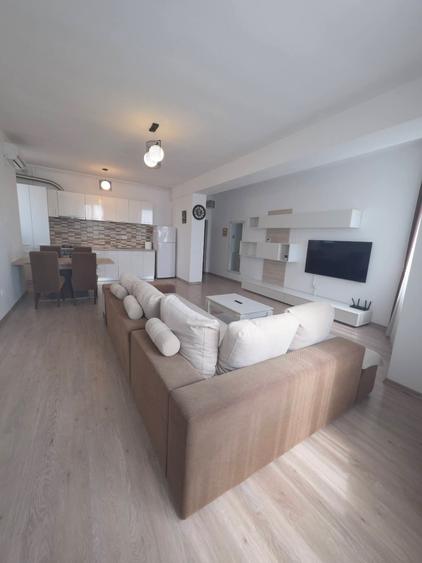Apartament cu 2 camere decomandat în Elvila