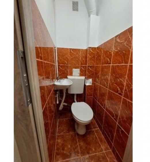 Apartament cu 4 camere decomandat în 1 Decembrie 1918