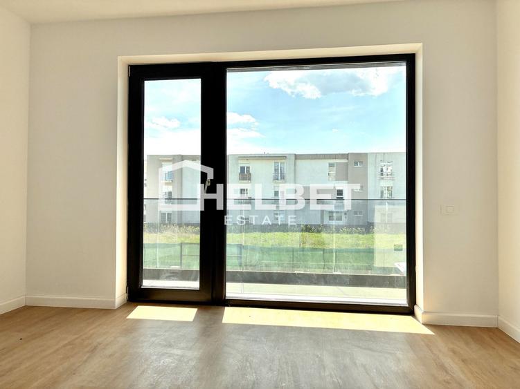 Duplex cu 4 camere cu Canalizare în Central