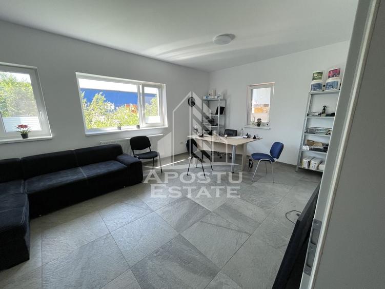 Spațiu industrial, de 1,212 mp, în Săcălaz