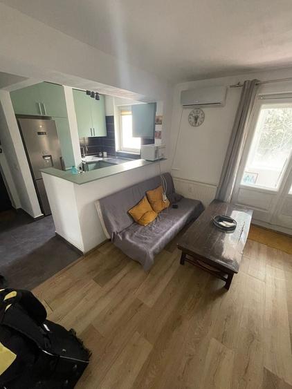 Apartament cu 2 camere semidecomandat în Basarabia